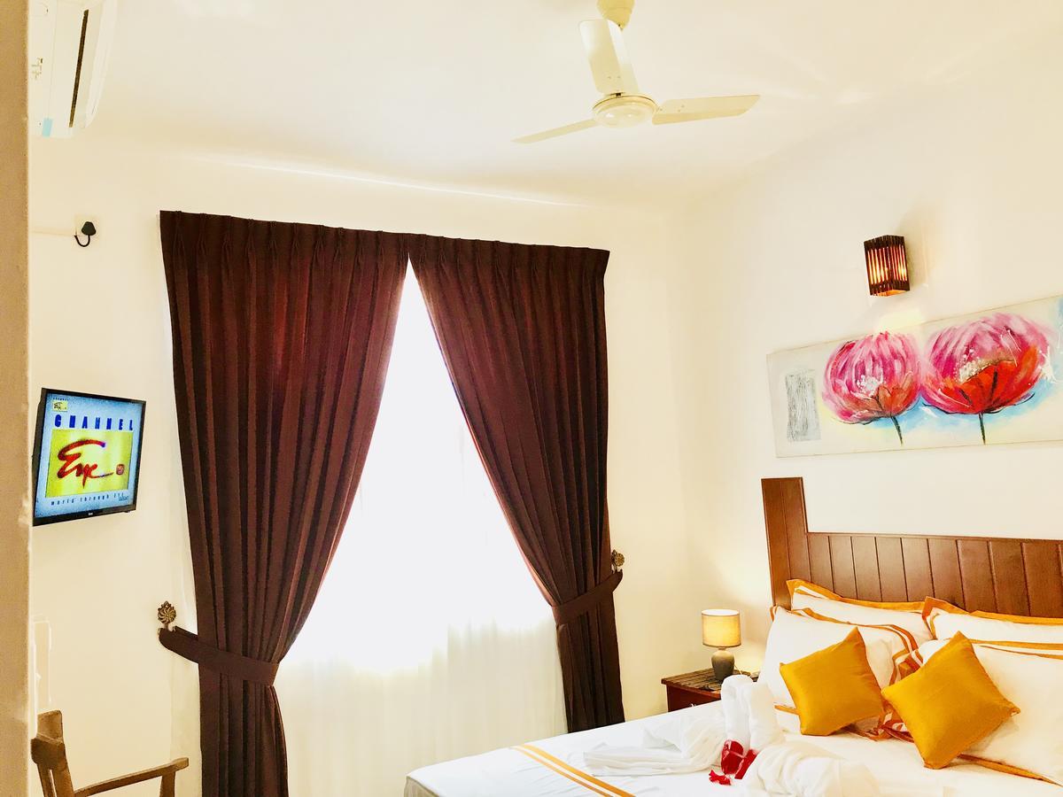 Ceylon Pearlwing Resort เนกอมโบ ภายนอก รูปภาพ